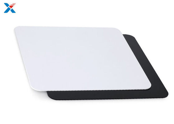 4x8은 아크릴 시트를 착색했습니다